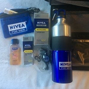 *NWT* Men's Nivea For Men Travel Case